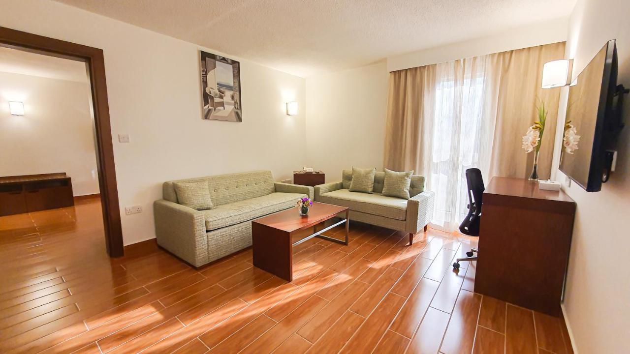 ג'בל דהנה Dhafra Beach Hotel מראה חיצוני תמונה