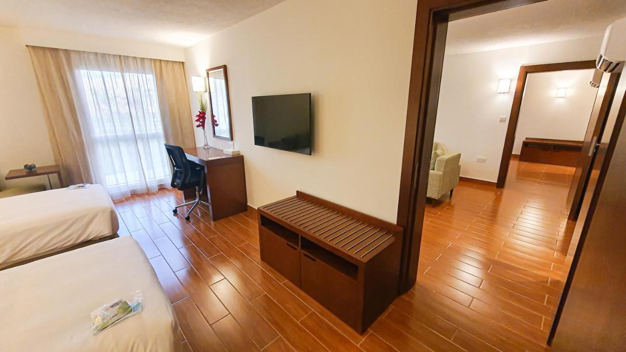 ג'בל דהנה Dhafra Beach Hotel מראה חיצוני תמונה