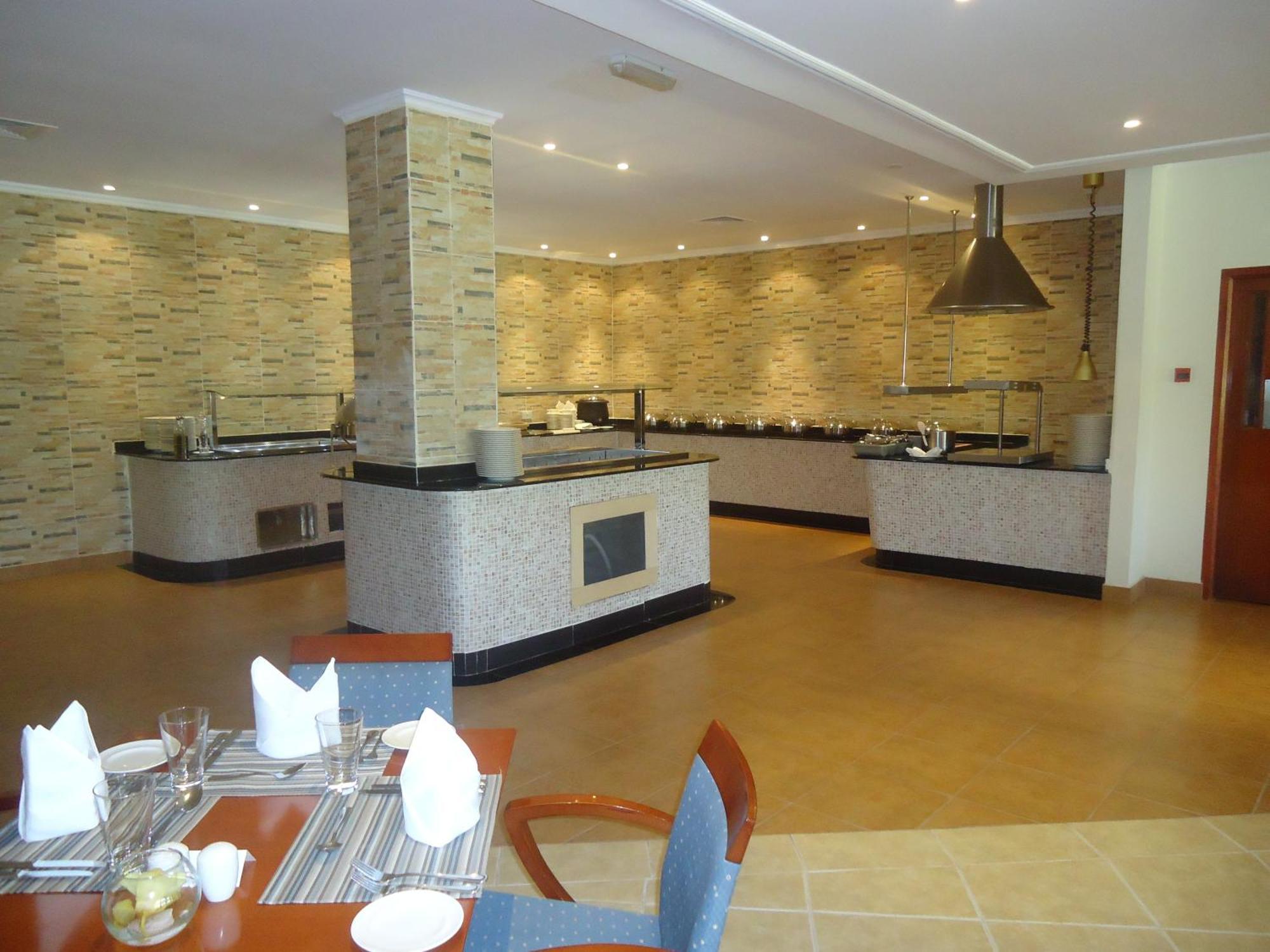 ג'בל דהנה Dhafra Beach Hotel מראה חיצוני תמונה